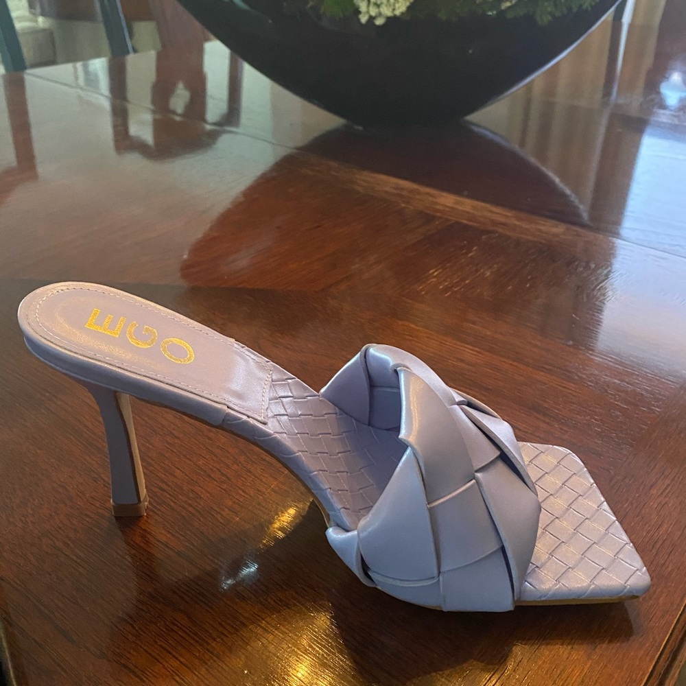 Mules/heels - Picture 3 of 3